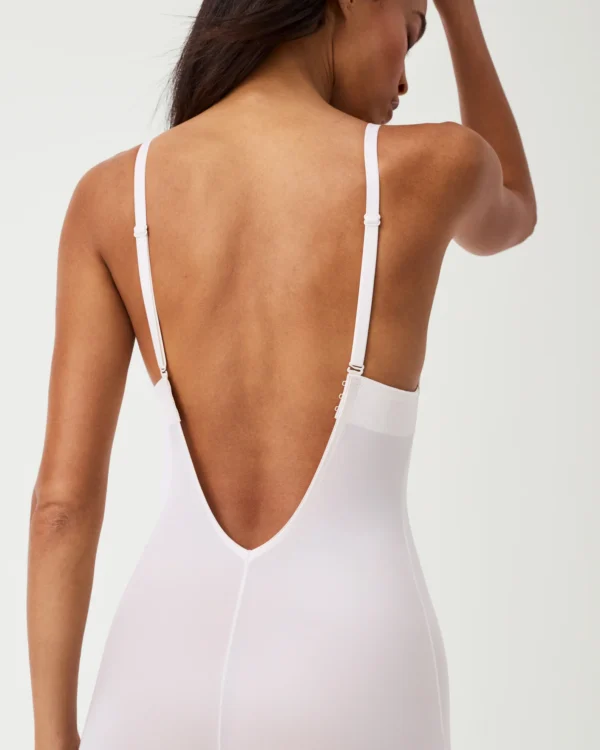 Spanx- Fancy Plunge Low-Back Mid-Thigh Bodysuit
